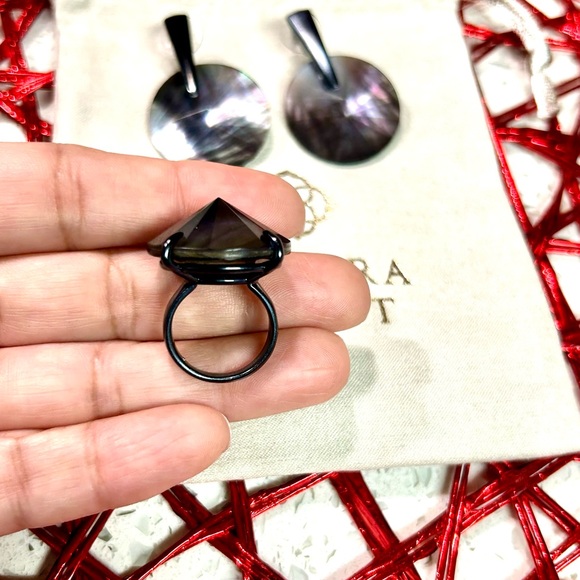 Kendra Scott Jolie Navy Black Mother of Pearl Drop Dangle Earrings & ring size 6 - Picture 3 of 7